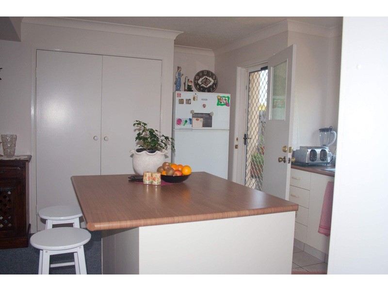 30/50 St Kevins Avenue, Benowa QLD 4217