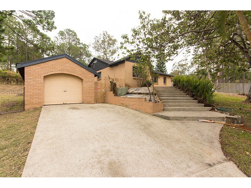 113 Glade Drive, Gaven QLD 4211