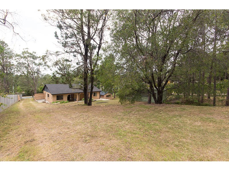 113 Glade Drive, Gaven QLD 4211