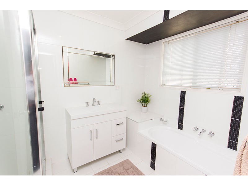 13 Paul Court, Carrara QLD 4211