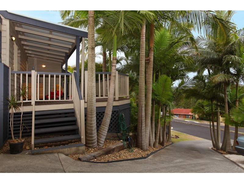 6 Culloden Court, Highland Park QLD 4211