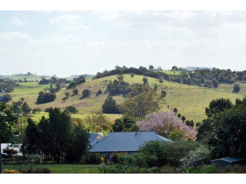 11 Jacaranda Court, Beechmont QLD 4211