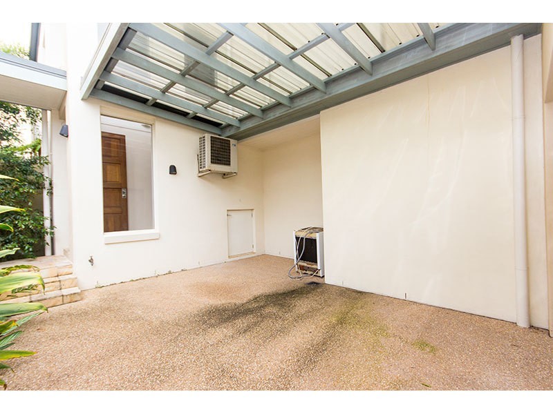 1099/1 The Cove Crescent, Carrara QLD 4211