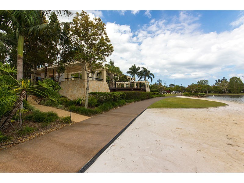 1099/1 The Cove Crescent, Carrara QLD 4211