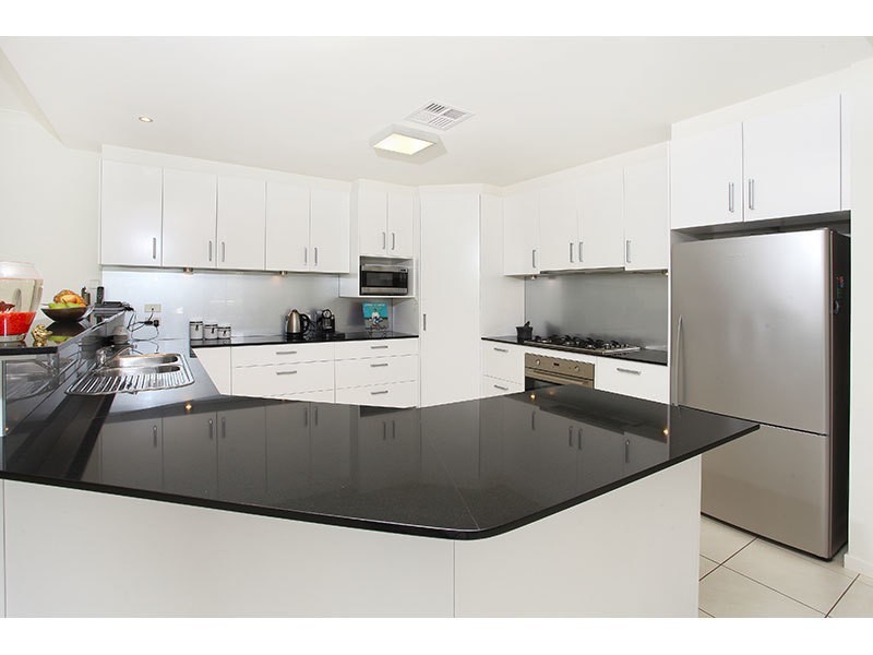 17 Pasture Place, Mount Nathan QLD 4211