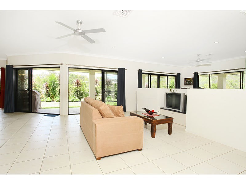 17 Pasture Place, Mount Nathan QLD 4211