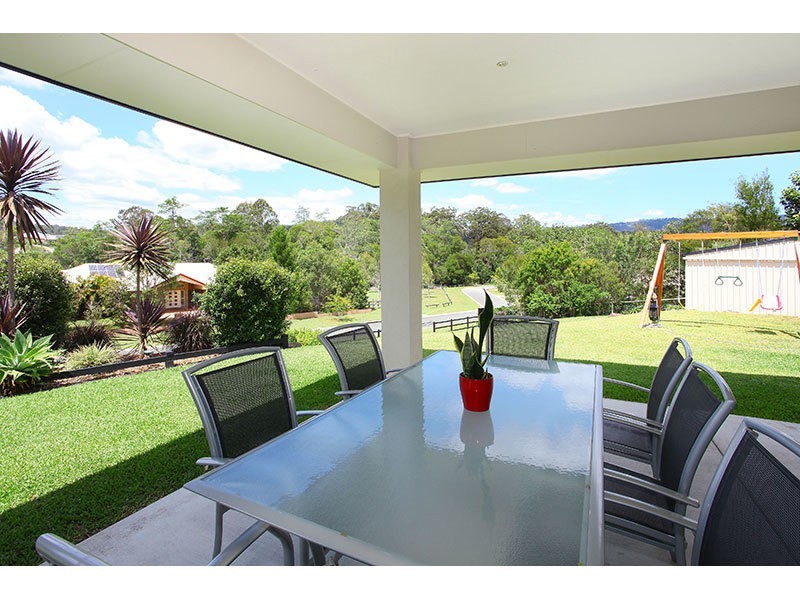 17 Pasture Place, Mount Nathan QLD 4211