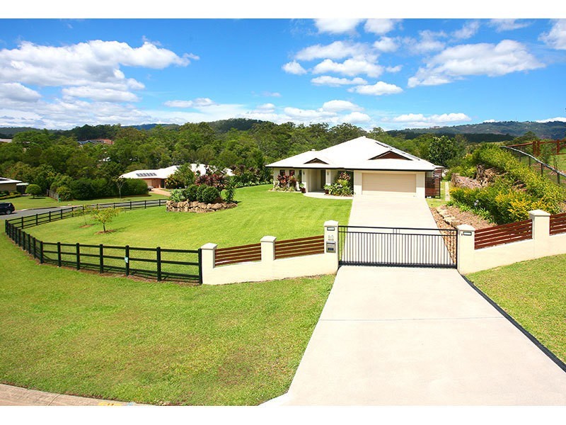 17 Pasture Place, Mount Nathan QLD 4211