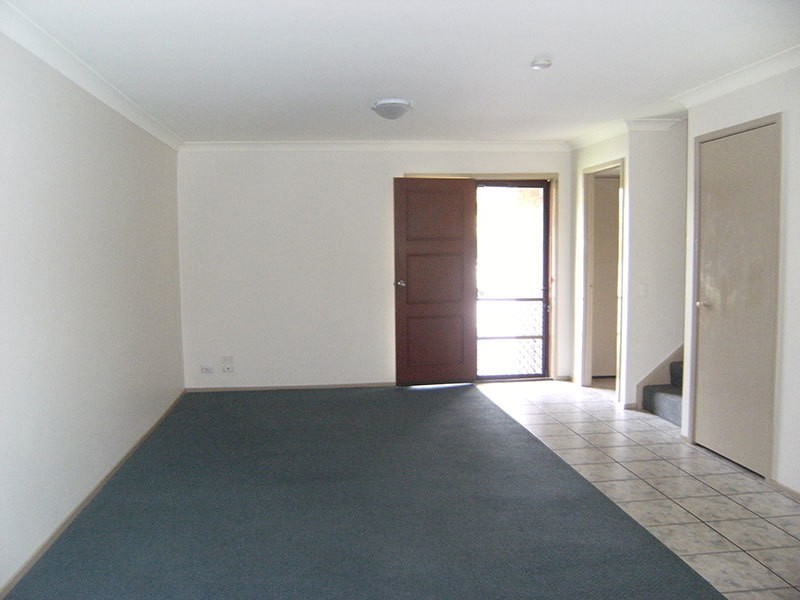 2 Camelia/67  Nerang Street, Nerang QLD 4211