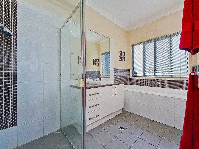 6 Creek Flat Road, Mount Nathan QLD 4211