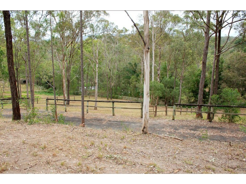 144 Crane Crescent, Nerang QLD 4211