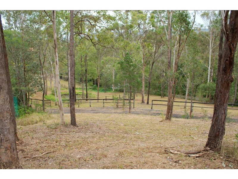 144 Crane Crescent, Nerang QLD 4211