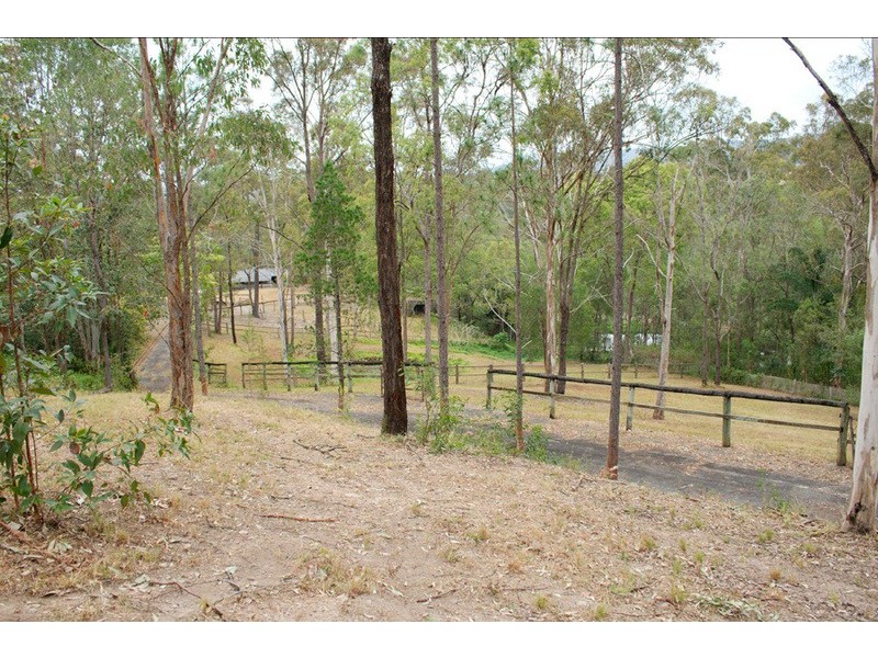 144 Crane Crescent, Nerang QLD 4211