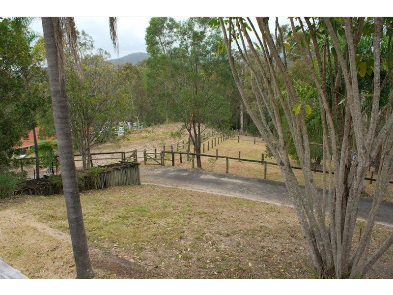 144 Crane Crescent, Nerang QLD 4211