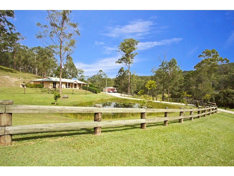 17 Parkway Drive, Advancetown QLD 4211