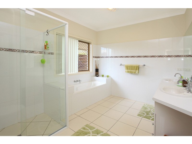 46 Pasture Place, Mount Nathan QLD 4211