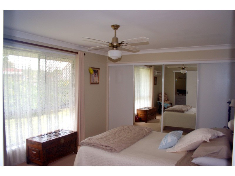 6 Rednal Court, Carrara QLD 4211