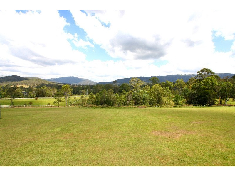 160 Guanaba Creek Road, Guanaba QLD 4210