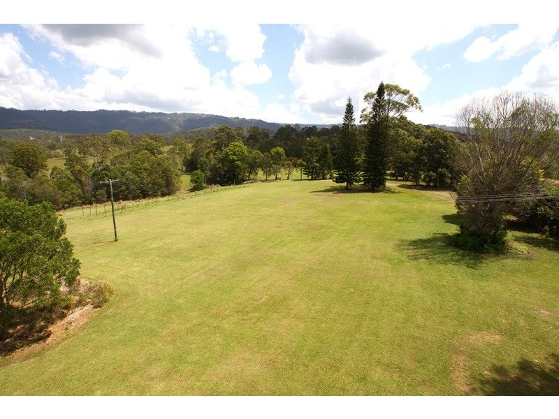 160 Guanaba Creek Road, Guanaba QLD 4210