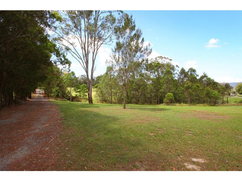 160 Guanaba Creek Road, Guanaba QLD 4210