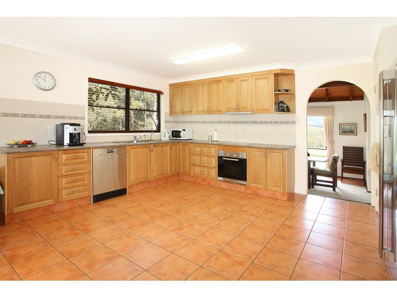 160 Guanaba Creek Road, Guanaba QLD 4210