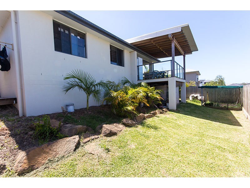 14 Hadrian Crescent, Pacific Pines QLD 4211