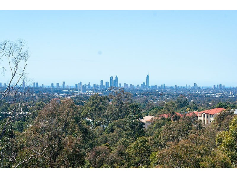45 Tara Vista Boulevard, Highland Park QLD 4211
