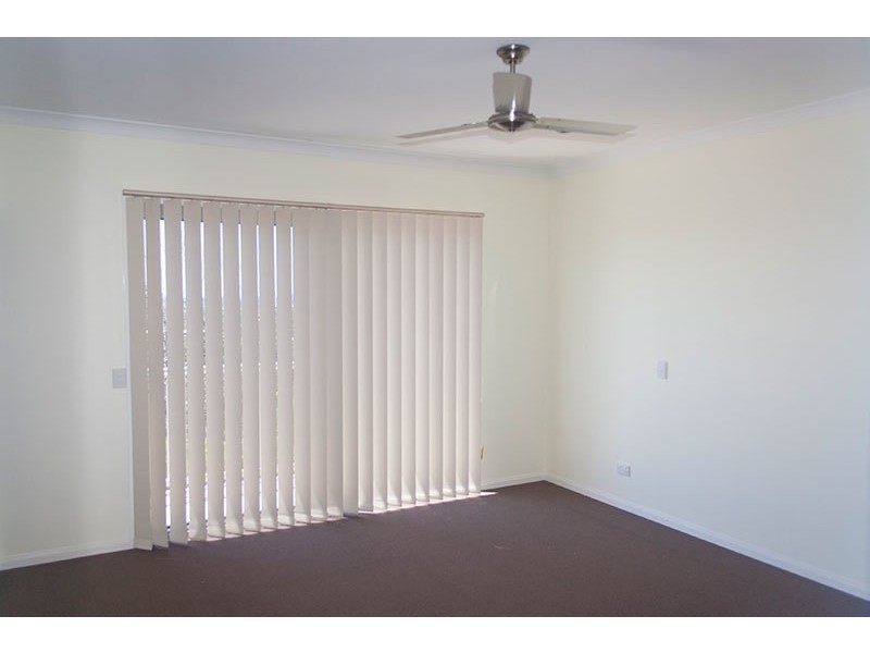 45 Tara Vista Boulevard, Highland Park QLD 4211