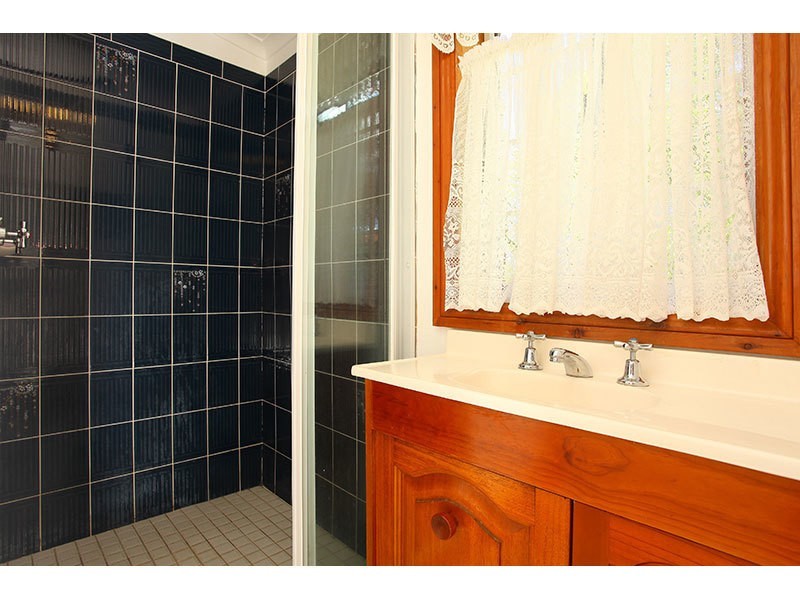 2 Ruth Terrace, Oxenford QLD 4210