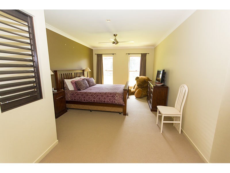 11 Honey Eater Court, Gilston QLD 4211