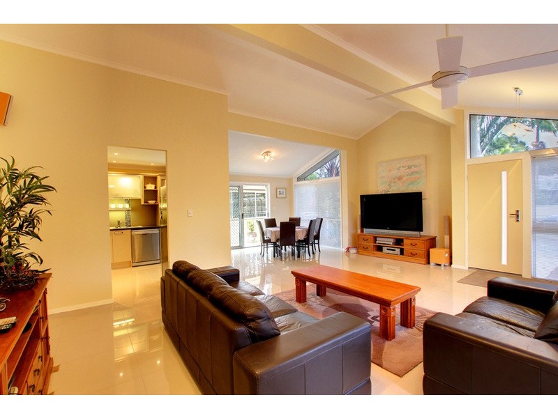 5 Branston Court, Nerang QLD 4211