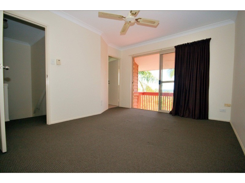 9/8 Kilpatrick Court, Highland Park QLD 4211