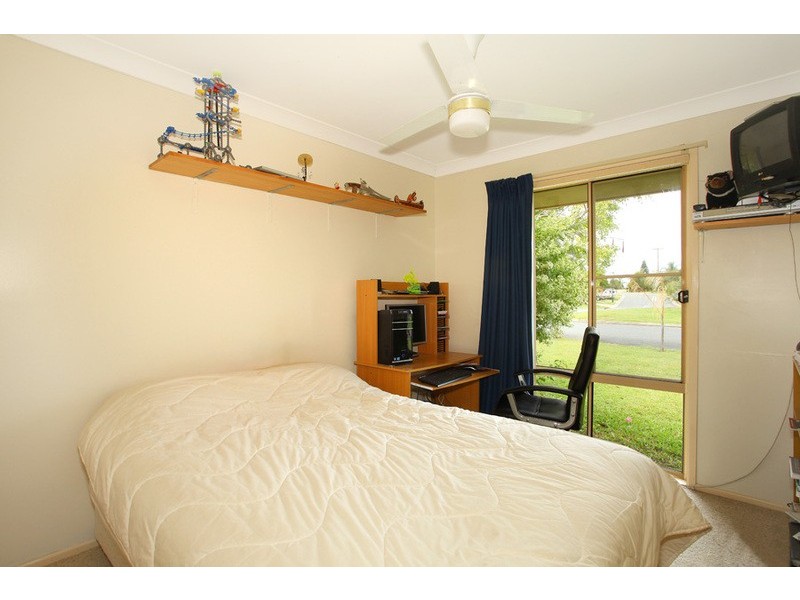 1 Malao Rise, Pacific Pines QLD 4211