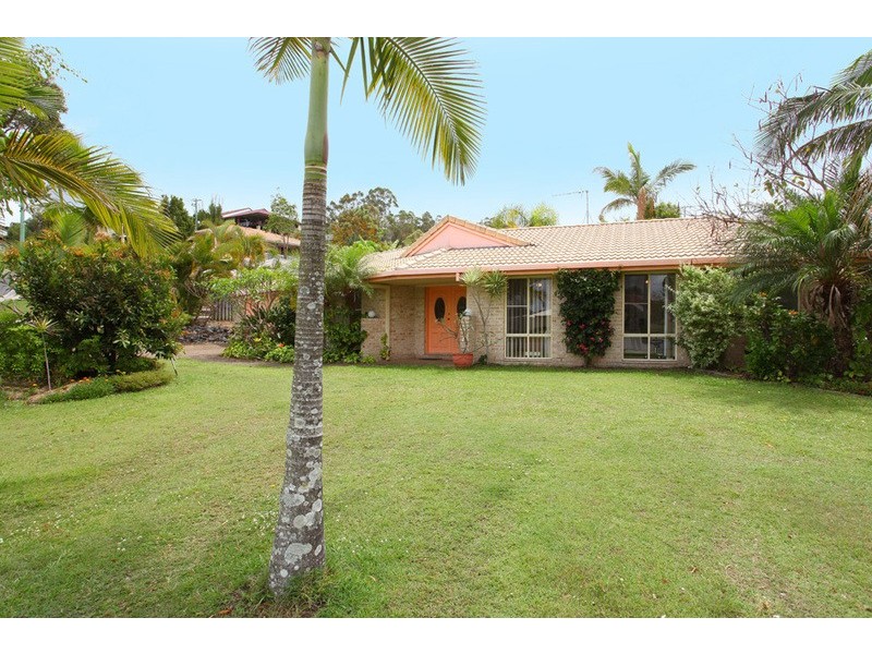 1 Malao Rise, Pacific Pines QLD 4211