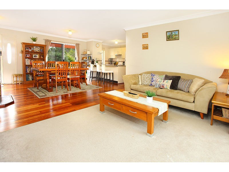 37 North Road, Lower Beechmont QLD 4211