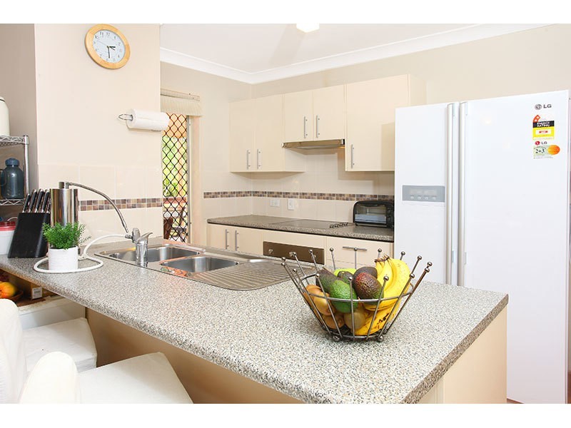 37 North Road, Lower Beechmont QLD 4211