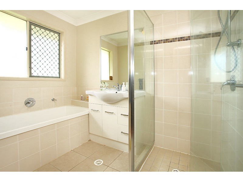 37 North Road, Lower Beechmont QLD 4211