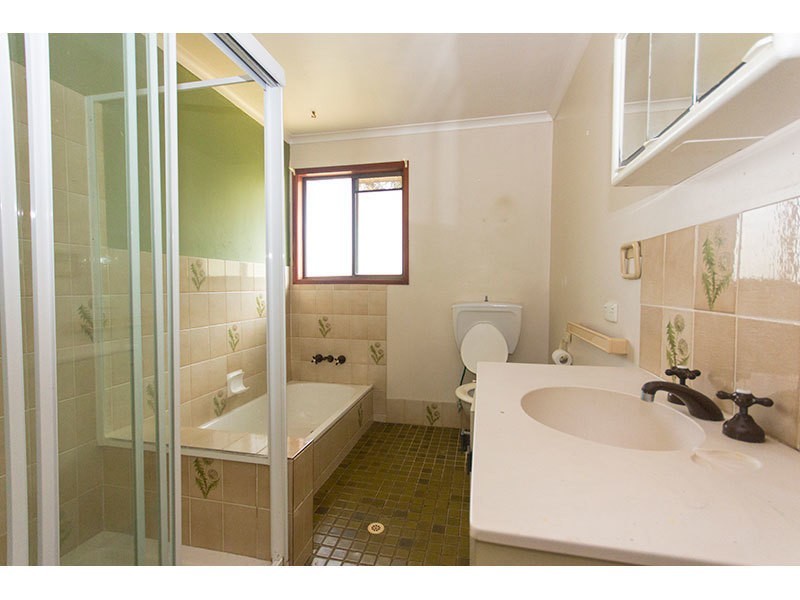 9-11 Lilac Tree Court, Beechmont QLD 4211