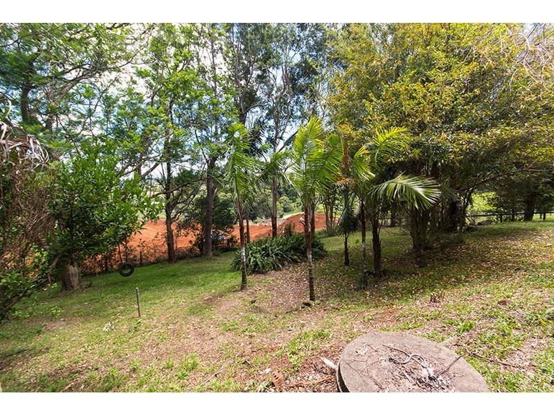 9-11 Lilac Tree Court, Beechmont QLD 4211