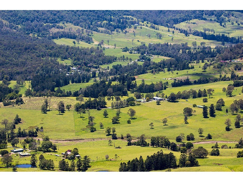 9-11 Lilac Tree Court, Beechmont QLD 4211