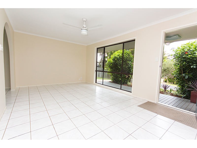 16 Alison Road, Carrara QLD 4211