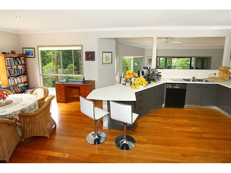 194 Freemans Road, Lower Beechmont QLD 4211