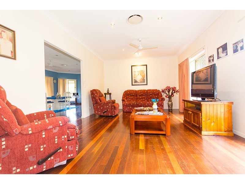 1 Nature Valley Court, Tallai QLD 4213