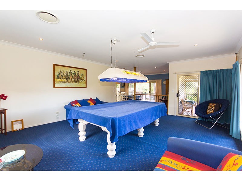 1 Nature Valley Court, Tallai QLD 4213