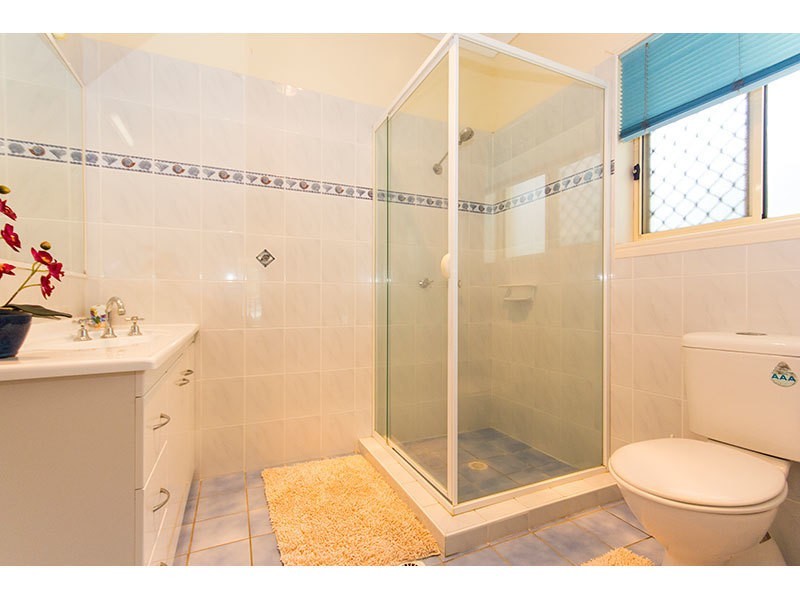 1 Nature Valley Court, Tallai QLD 4213