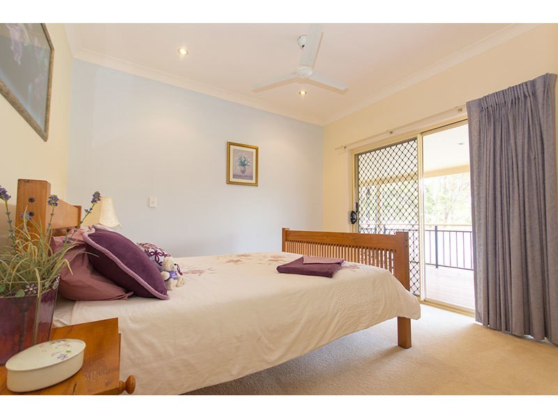 1 Nature Valley Court, Tallai QLD 4213