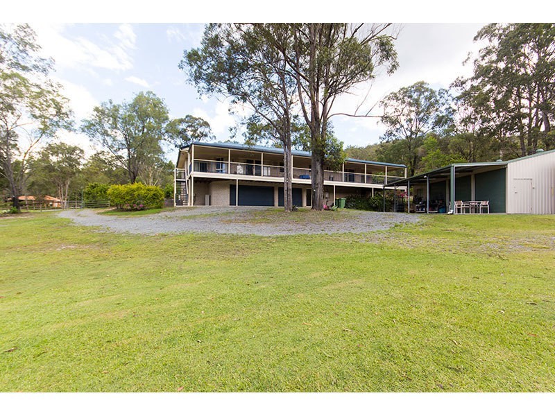 1 Nature Valley Court, Tallai QLD 4213