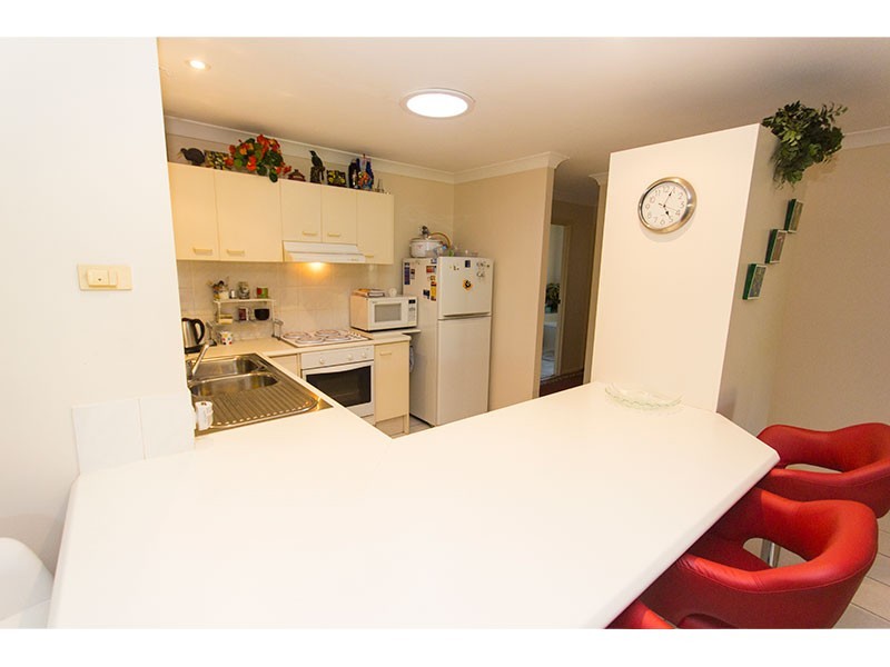 8 Glengarry Close, Highland Park QLD 4211