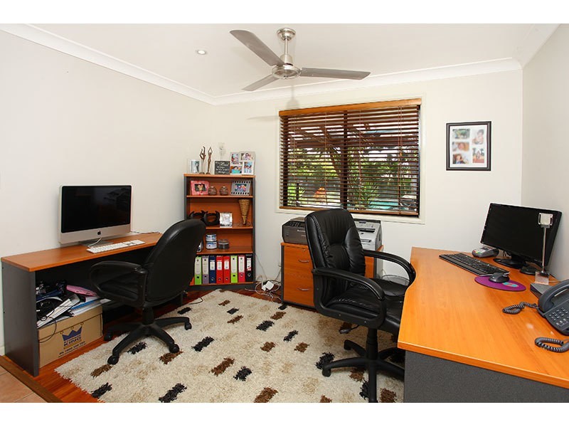 8 St Petersburg Place, Nerang QLD 4211