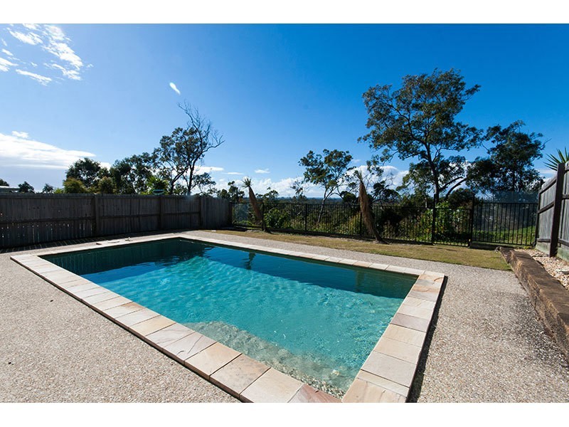 17 Zane Street, Molendinar QLD 4214